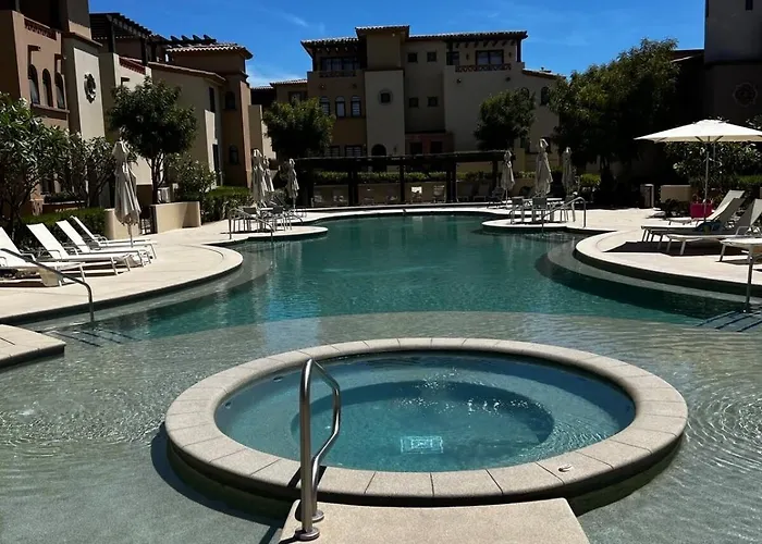 Inviting 2br In Mavila At Quivira