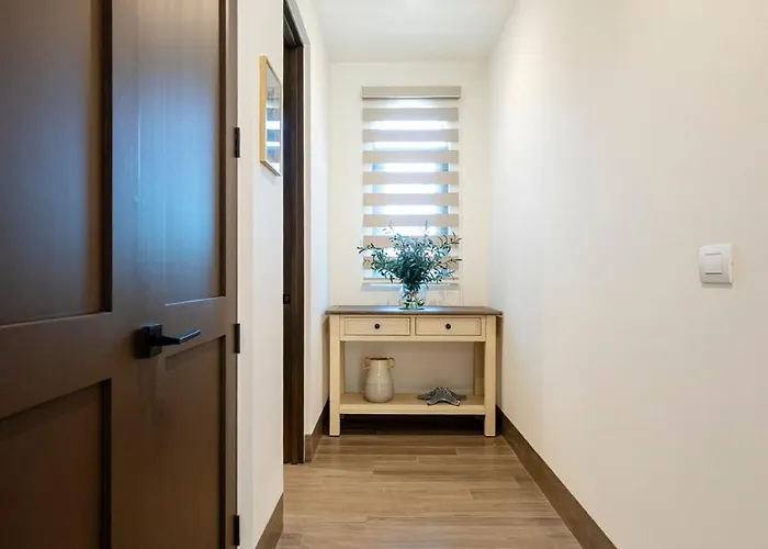 Inviting 2br In Mavila At Quivira Holiday home